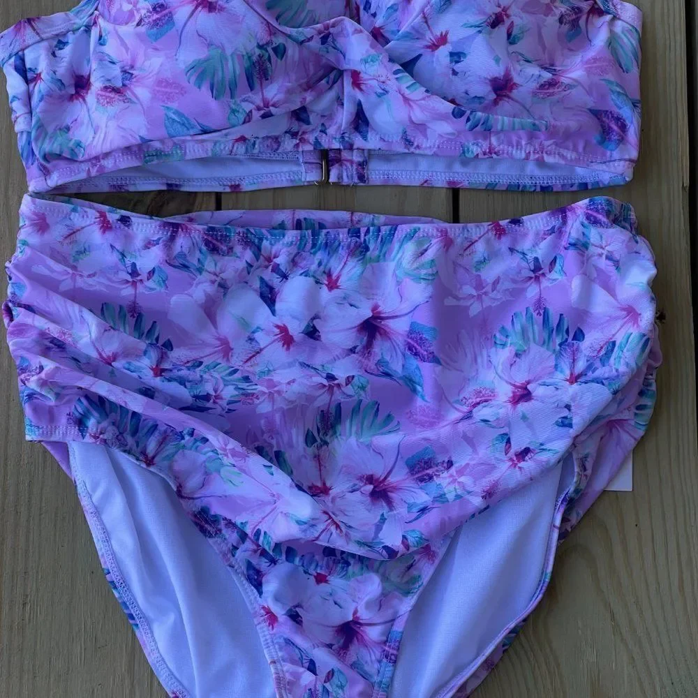 Nicole Miller Pink Floral Two-Piece Swim Set – Size Large (NWT)